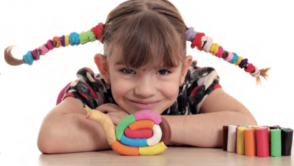 L’aider à faire seul : Montessori à la maison